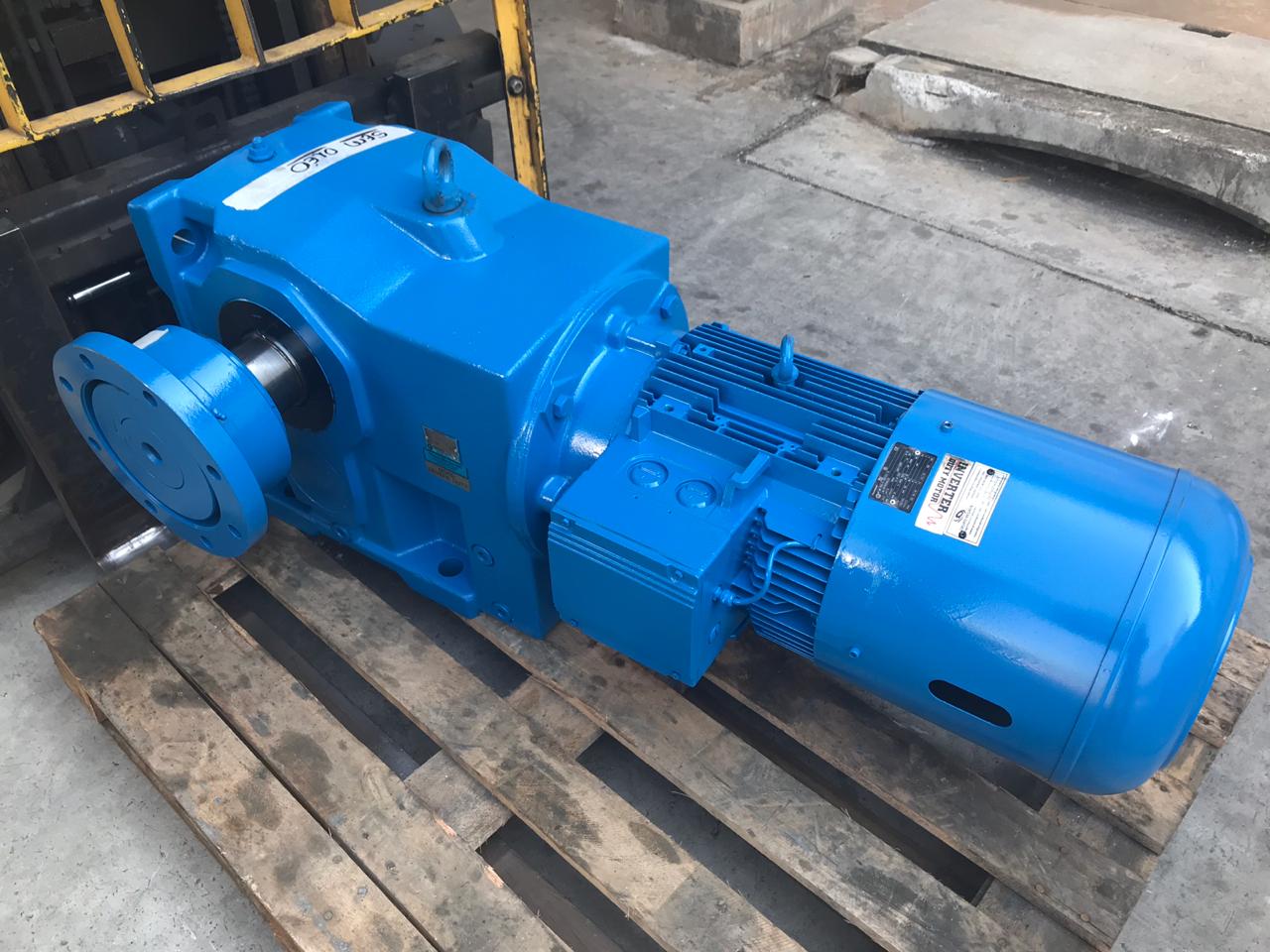 REFORMA REDUJTOR DE VELOCIDADE...jpg